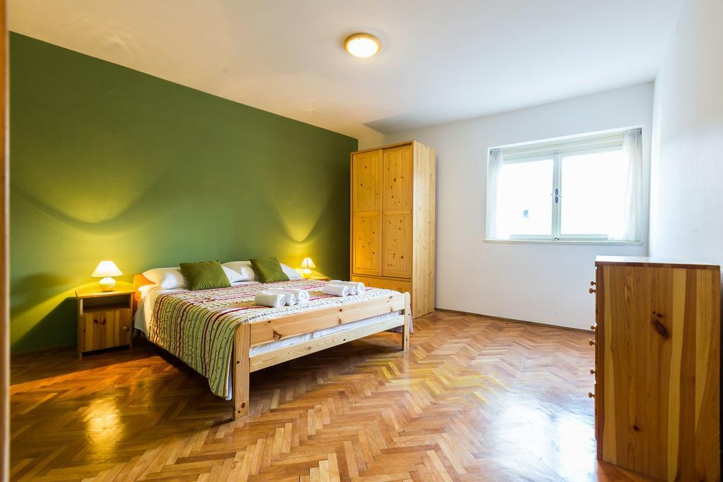 Lavender Apt. W. Balcony In Old Town Zadar Quarto foto