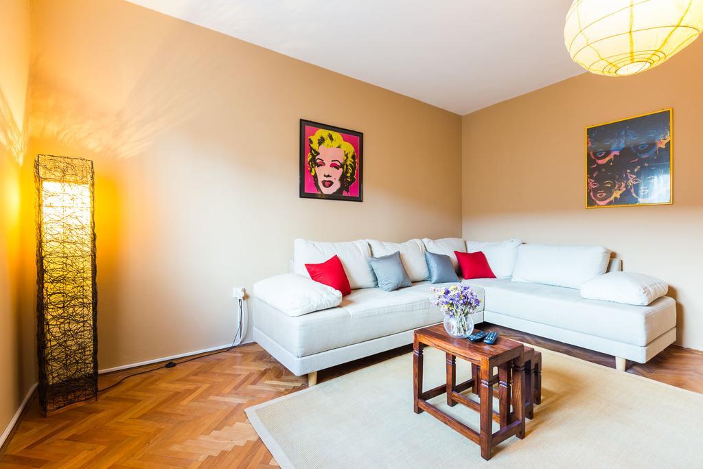 Lavender Apt. W. Balcony In Old Town Zadar Quarto foto