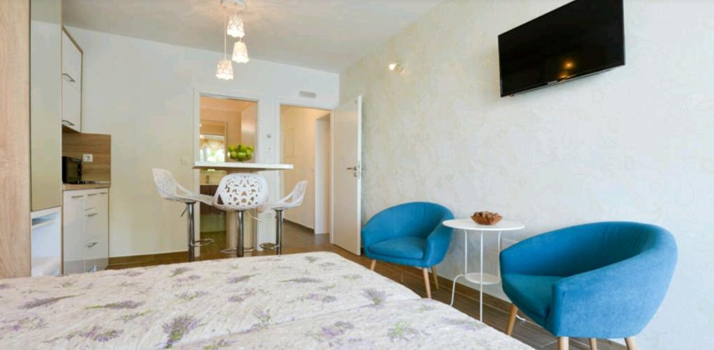 Lavender Apt. W. Balcony In Old Town Zadar Exterior foto