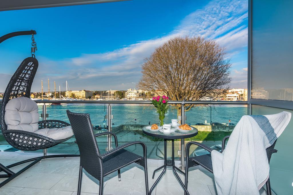 Lavender Apt. W. Balcony In Old Town Zadar Exterior foto